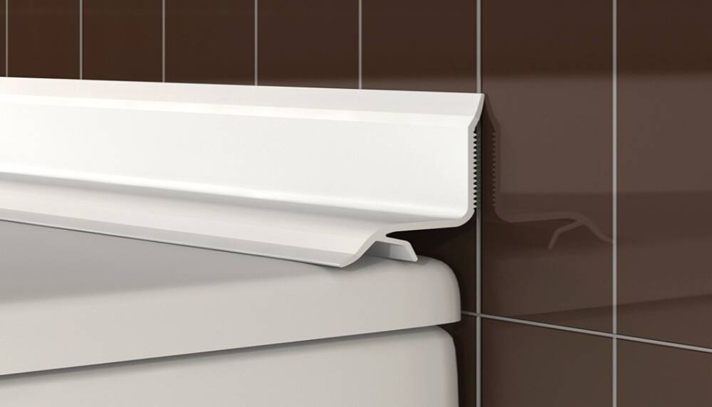 7 вариантов заделки щелей между стеной и ванной: раствор, пена, герметик, лента, плинтус, бордюр