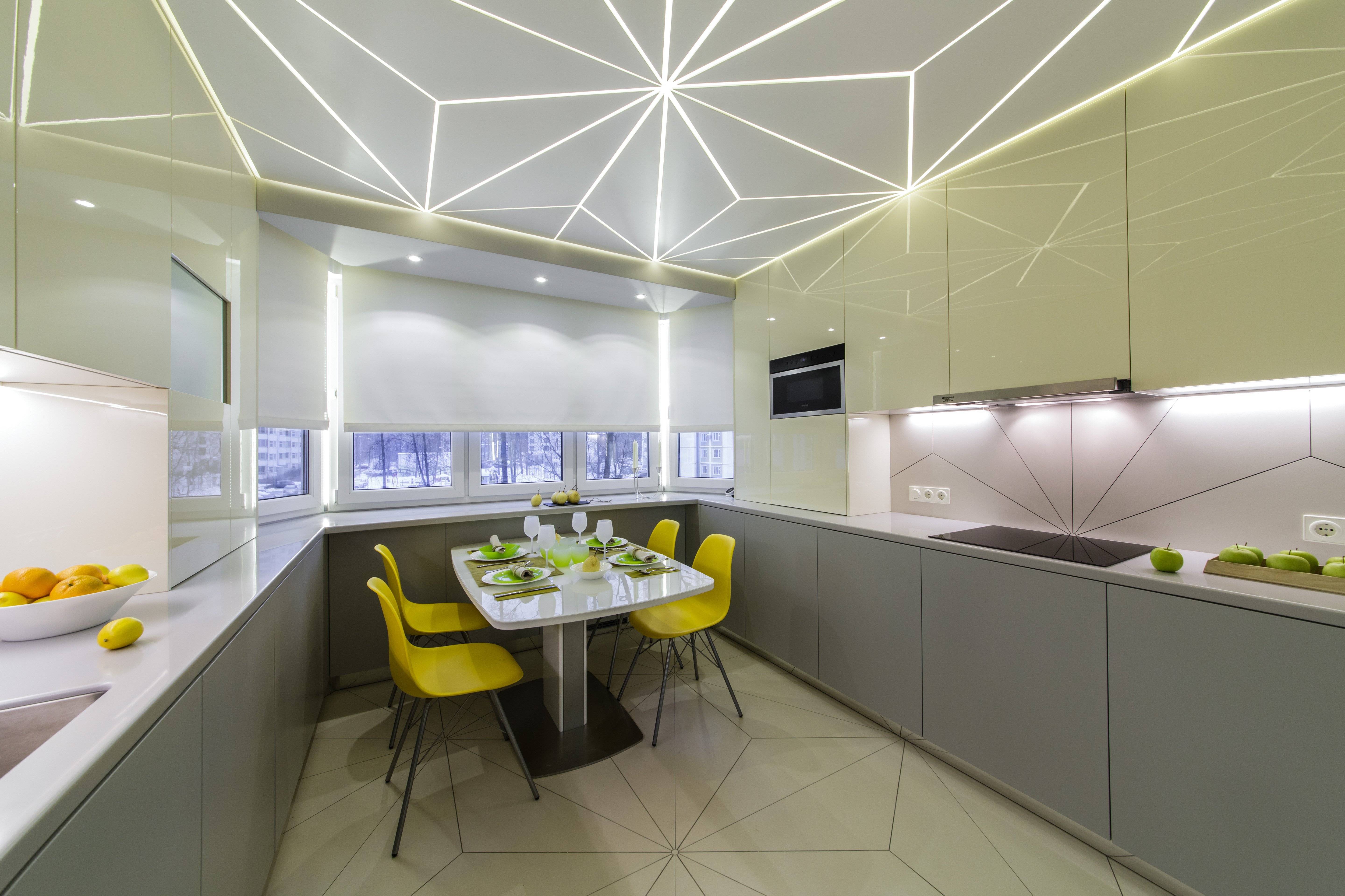 Освещение на кухне с натяжным потолком: на что обратить внимание при выборе