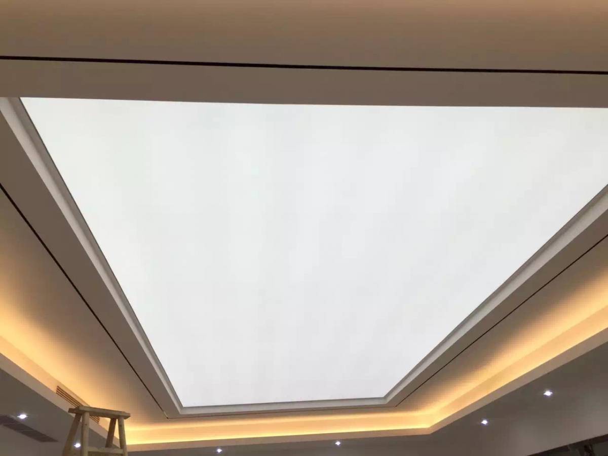 Светящийся потолок: "звездное небо" с флуоресцентными наклейками и другие варианты, видео и фото