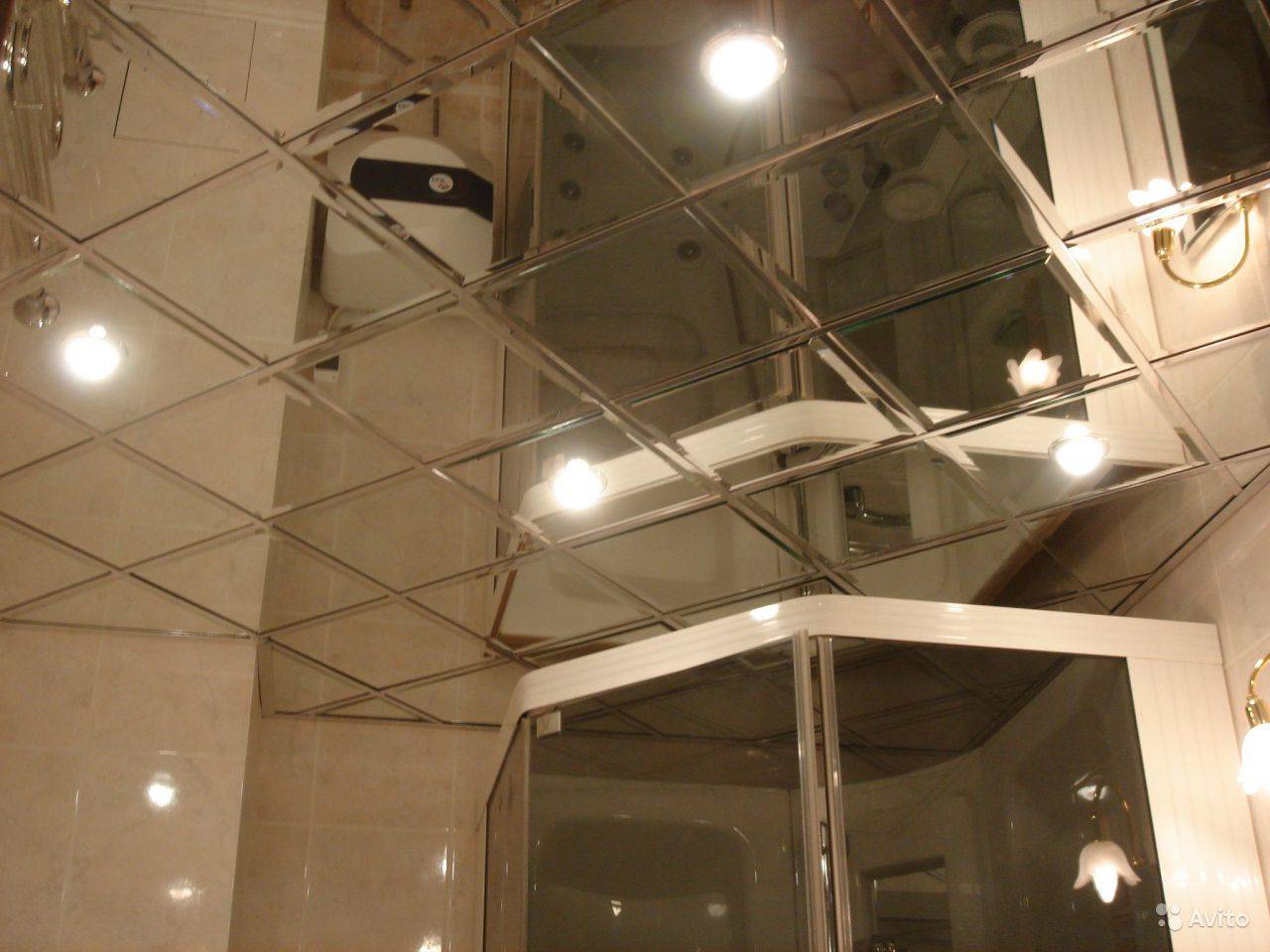 Зеркальный пластиковый потолок