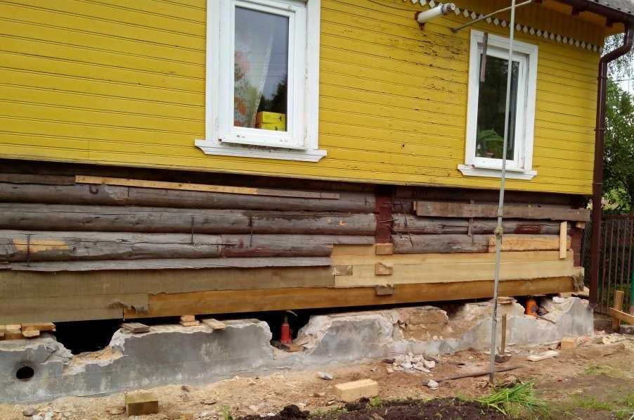 Подъем дома при помощи домкрата для замены фундамента: пошаговая инструкция