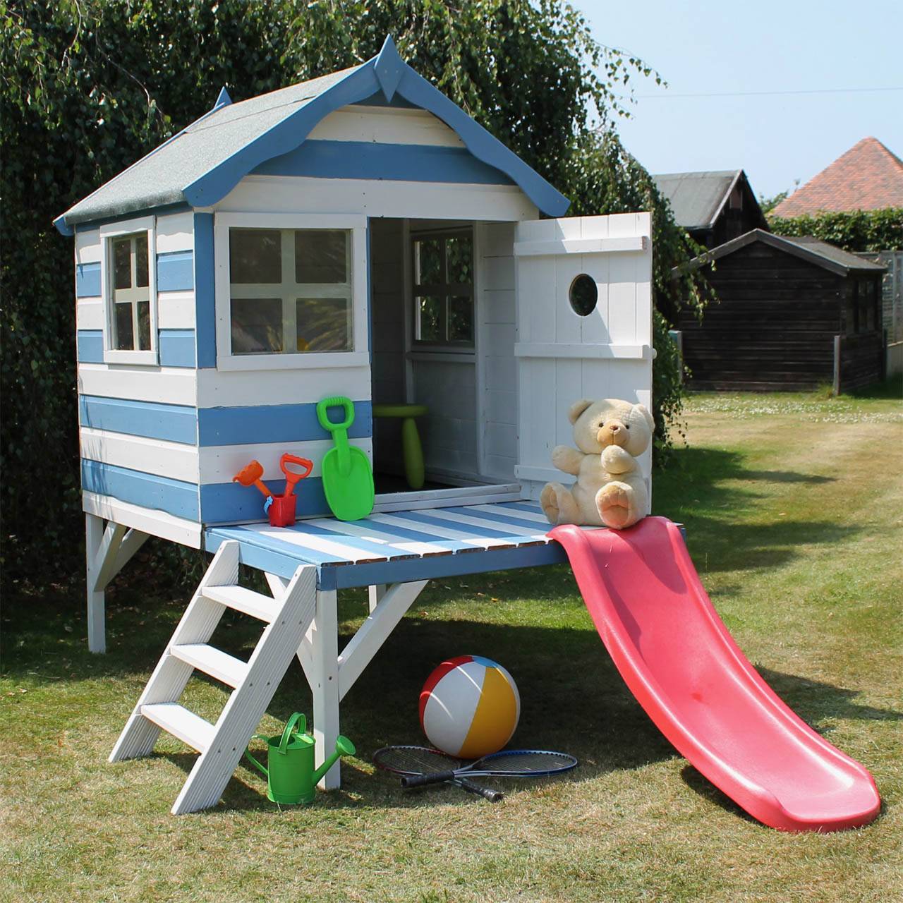 Игровой домик для детей: как построить на даче, во дворе, в квартире | строй легко