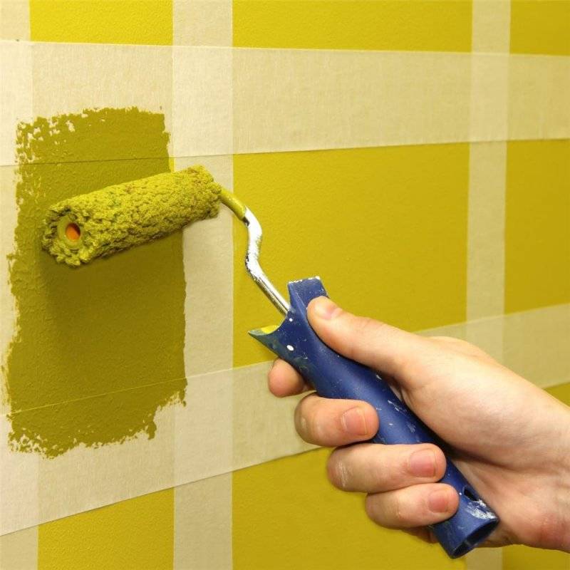 Как красить стены водоэмульсионной краской без разводов