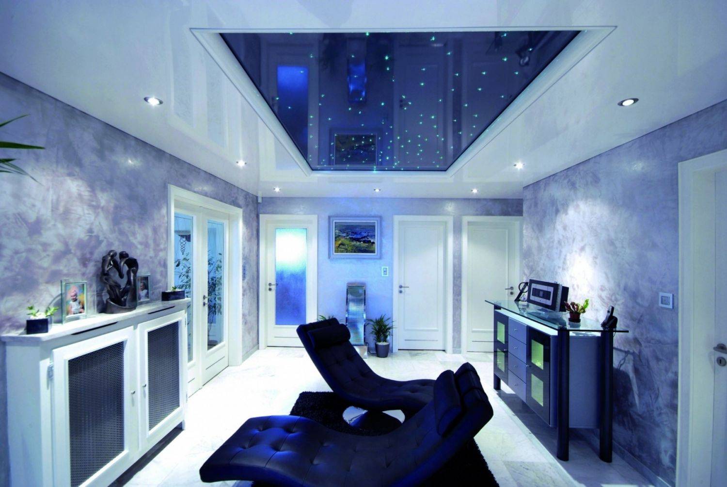 Светящийся потолок: "звездное небо" с флуоресцентными наклейками и другие варианты, видео и фото