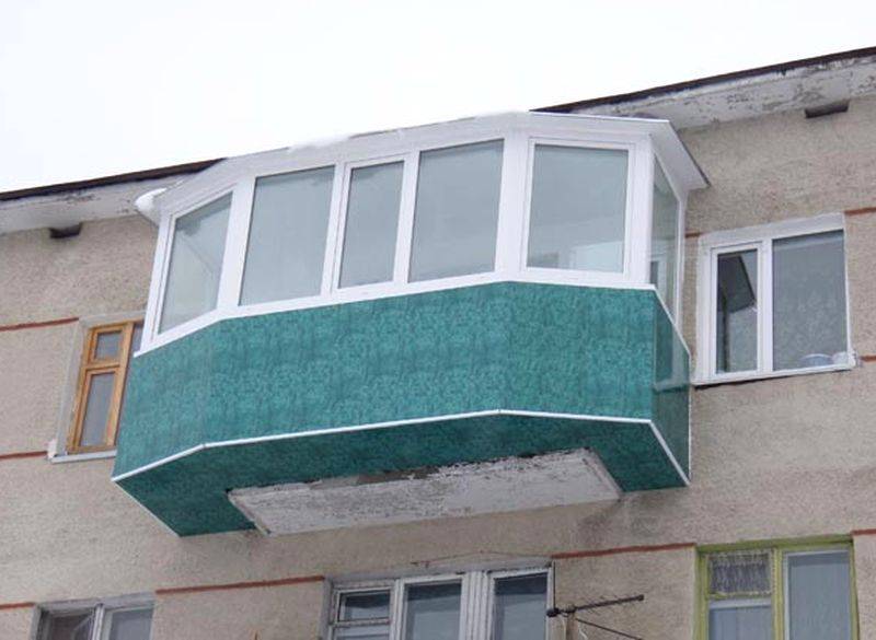 Как обустроить балкон в хрущевке