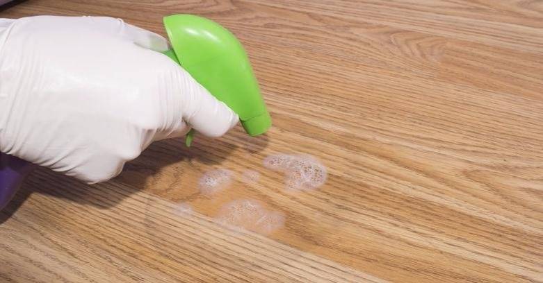 Как отмыть линолеум от въевшейся грязи, жира, пятен в домашних условиях