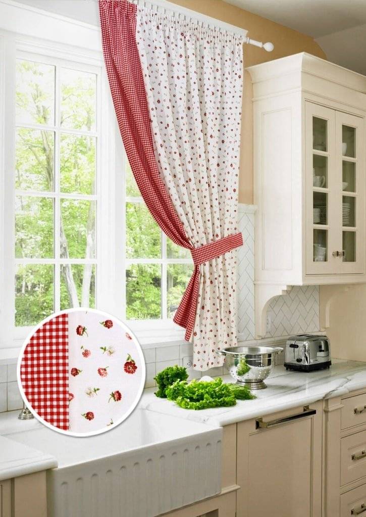Как красиво повесить шторы на кухне