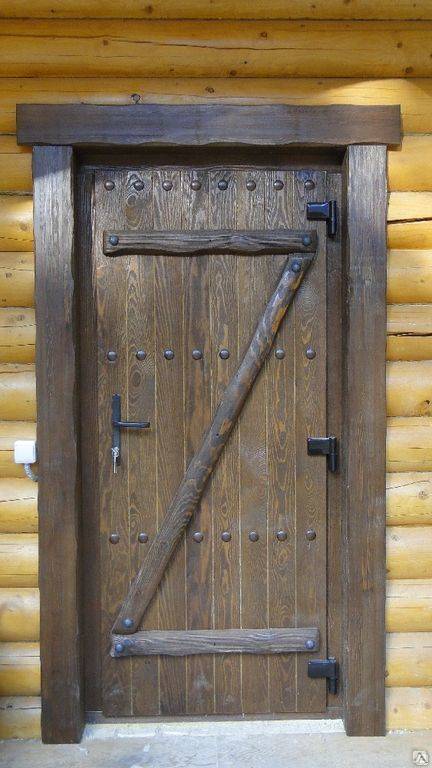 Двери для бани: входная, в парилку, деревянные, размеры, изготовление, фото