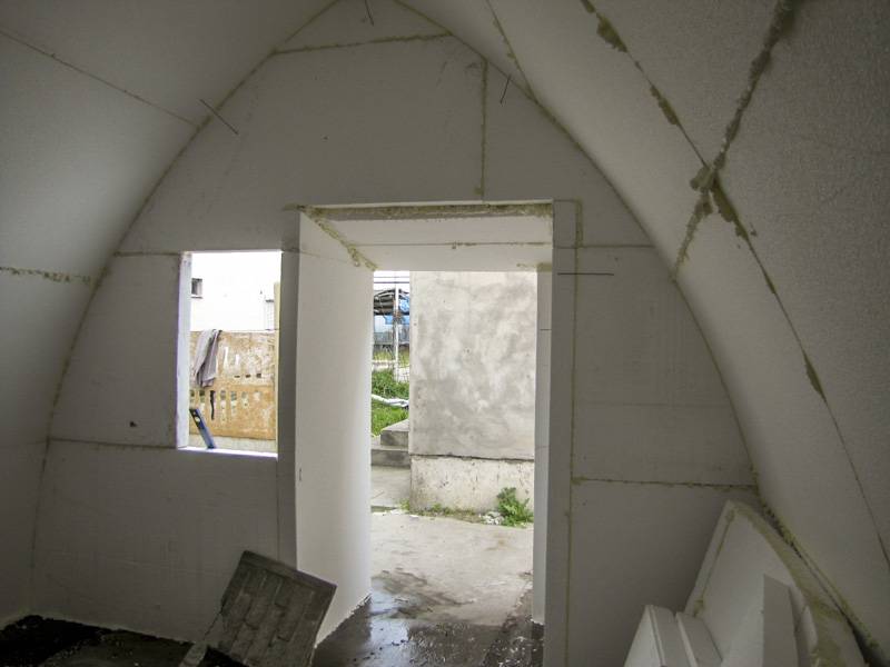 Как можно своими руками сделать небольшой дом из пенопласта - блог о строительстве