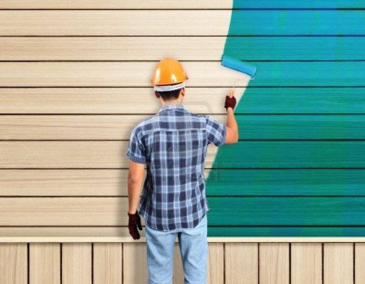 Чем покрасить деревянный дом снаружи: подготовительный этап работы, окраска нового и старого строения