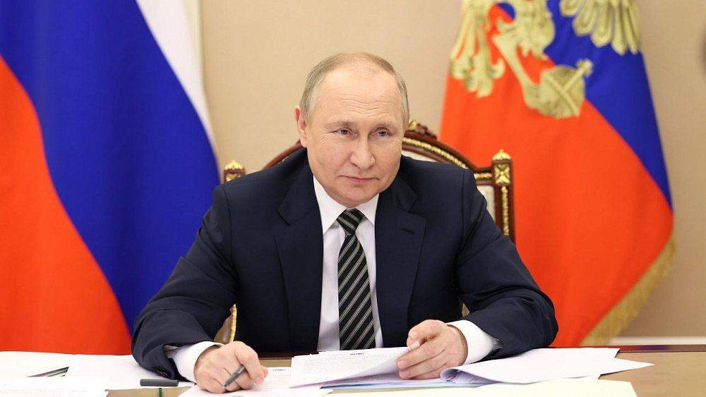 Путин освободил программистов от армии и обнулил налоги для ит-компаний - cnews
