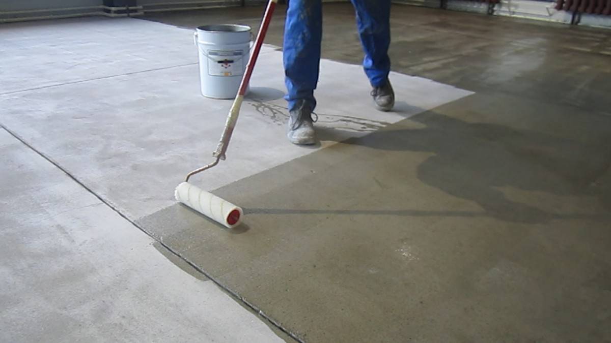 Как собрать пыль с бетонного пола. как убрать пыль с бетонного пола?