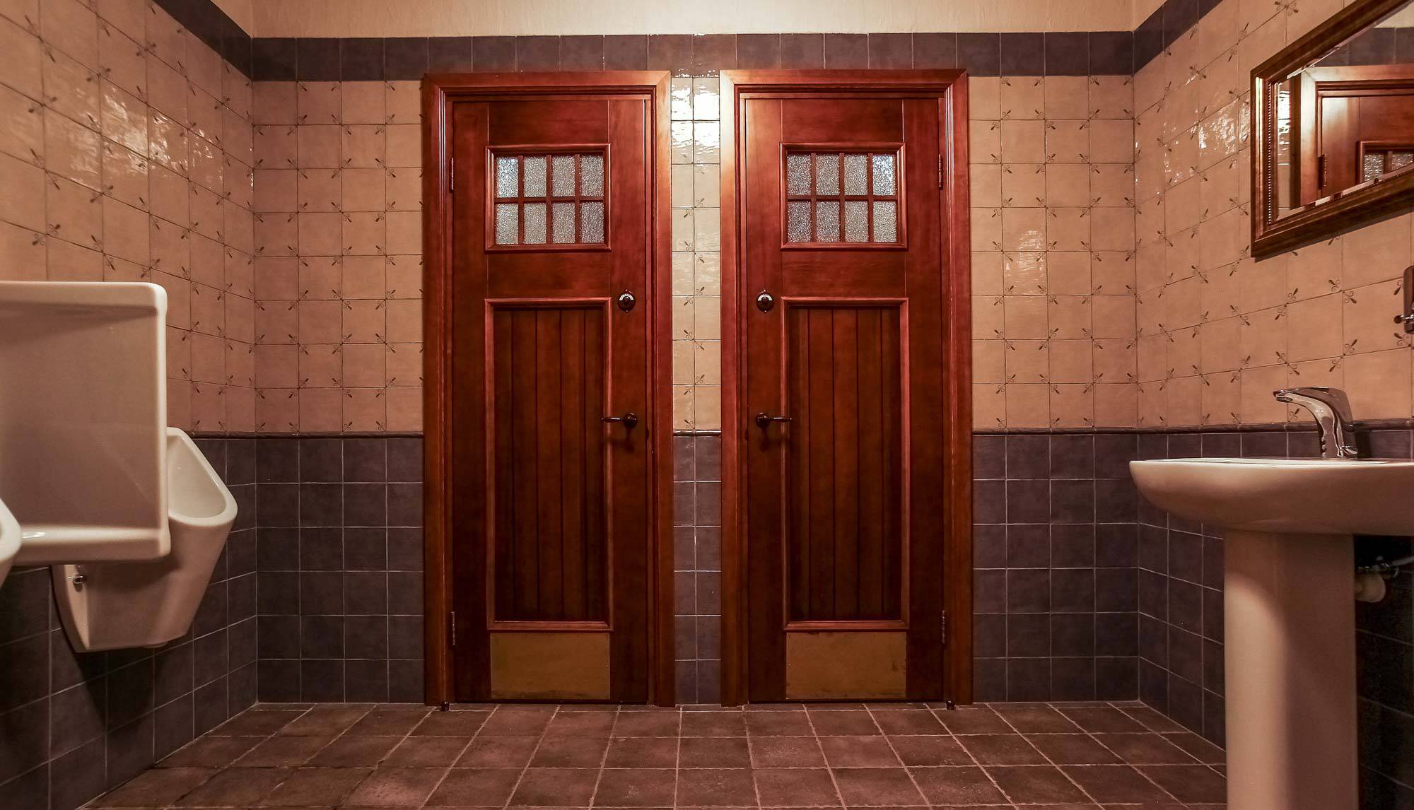 двери кухня ванна туалет
