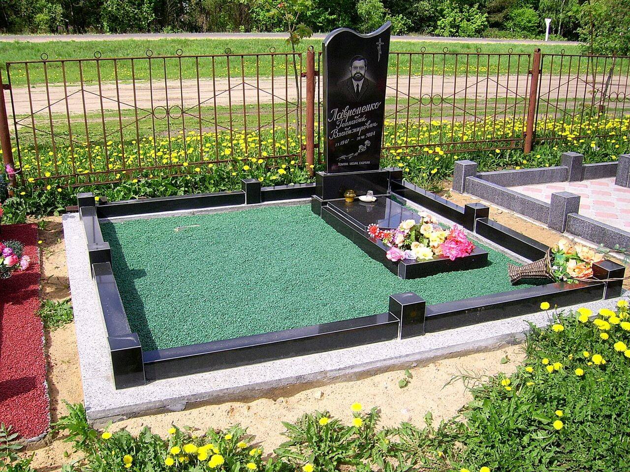 Оформление могилы на кладбище: как красиво украсить и облагородить
