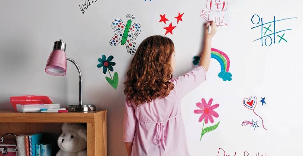 Как выбрать обои для рисования в детскую на стену: маркер или мел, что лучше: советы и идеи +видео