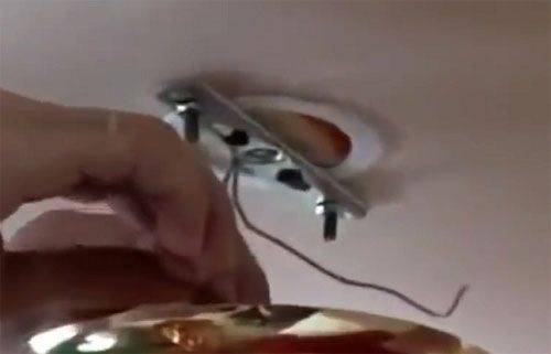 Установка люстры на натяжной потолок своими руками: фото и видео