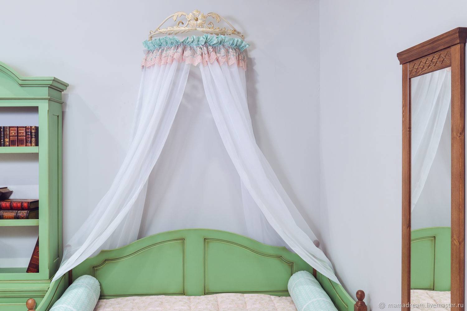 Балдахин на детскую кроватку своими руками: пошаговые инструкции с фото