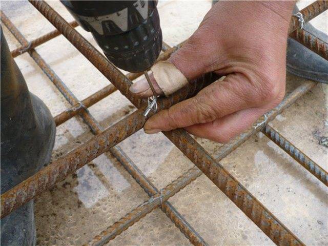 Рекомендации по использованию ржавой арматуры в бетоне: степени коррозии, требования гост при армировании фундаментов