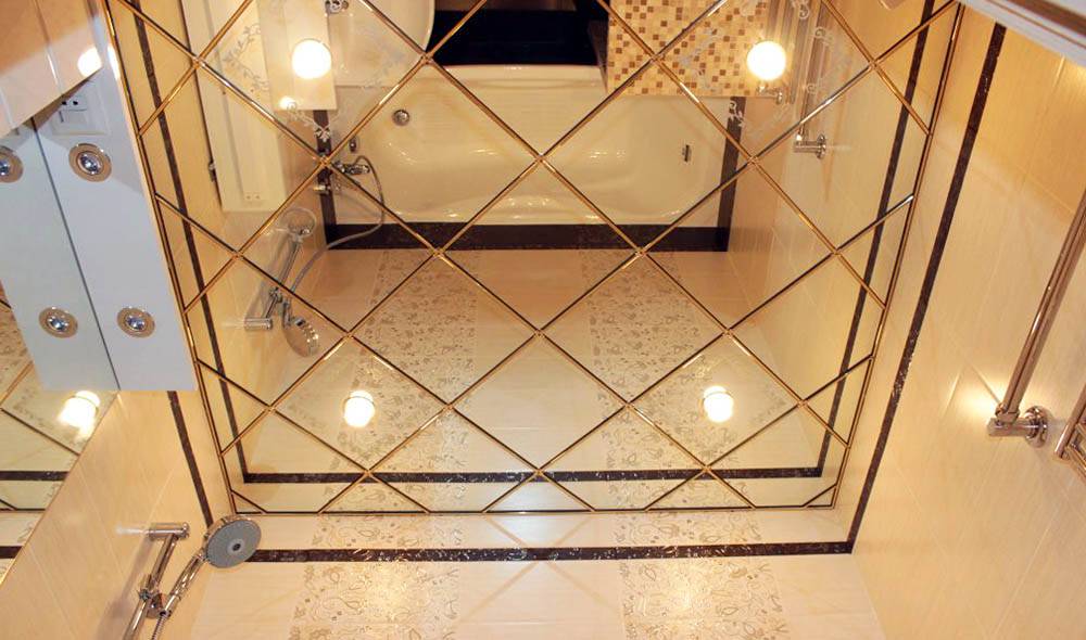Зеркальный потолок в ванной комнате: виды, устройство и монтаж