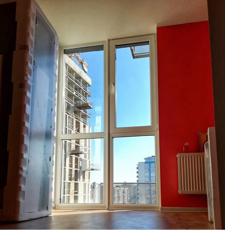 Панорамные окна в квартире: 100 фото красивых решений в интерьере