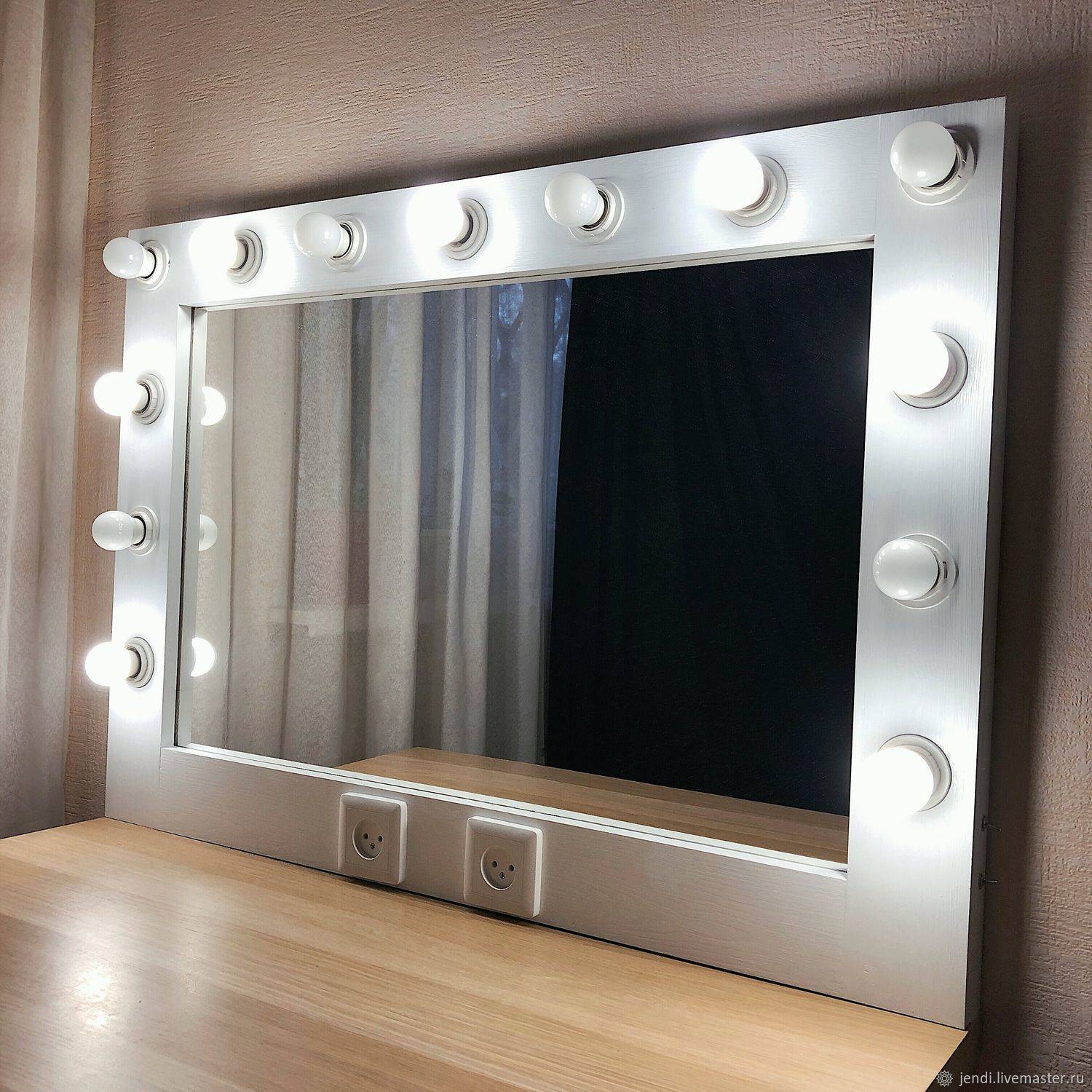 Косметическое зеркало с подсветкой: инструкция по изготовлению