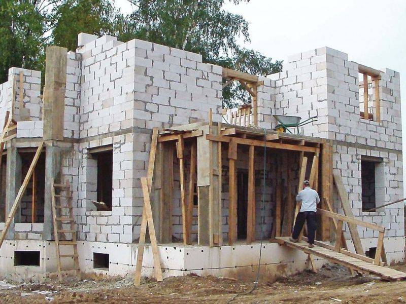 Дом из газобетона своими руками: поэтапное самостоятельное строительство дома