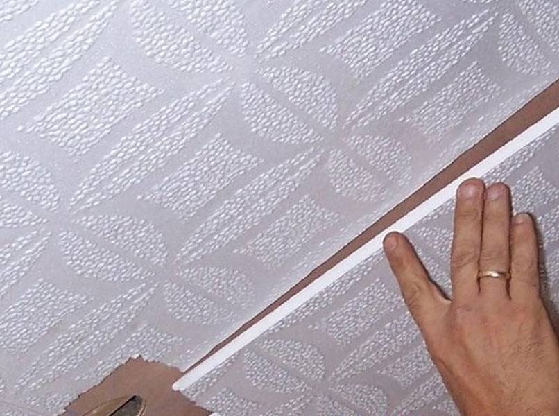 Фото потолочной облицовки без швов как новый приём дизайна бесшовного потолка из плитки