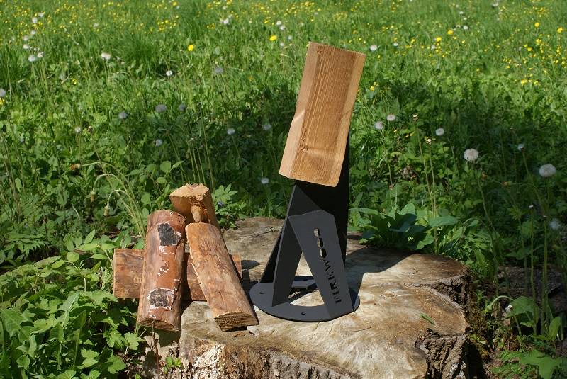 Инструмент для колки дров с ножной педалью: виды и особенности