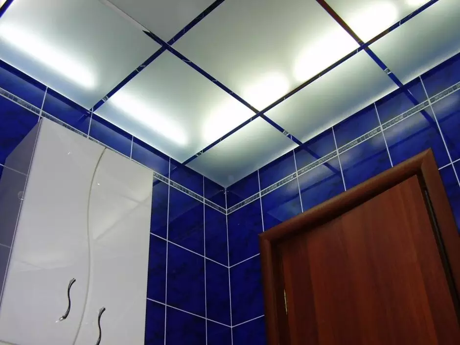 Какой потолок лучше в ванной: какой делать, лучше сделать в ванной комнате, какие делают, из какого материала выбрать потолочное покрытие для ванной