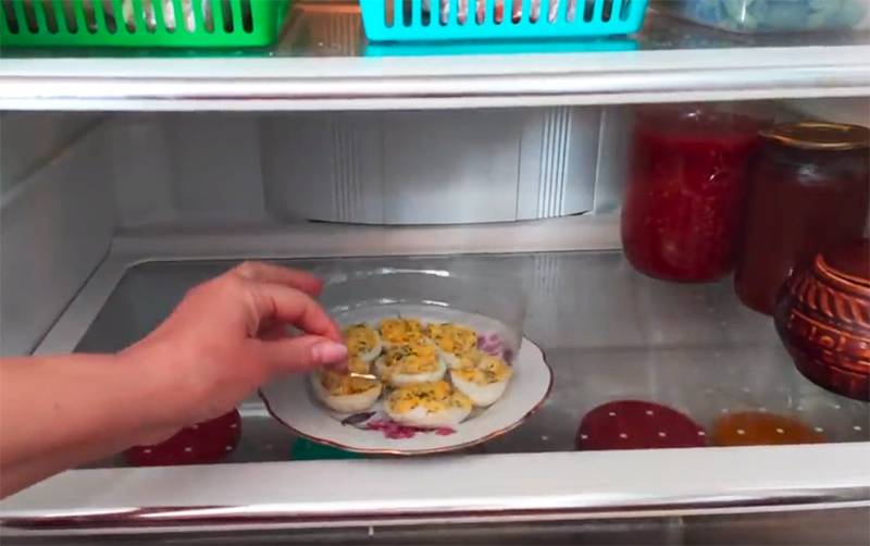 Как отрегулировать температуру в пивном холодильнике