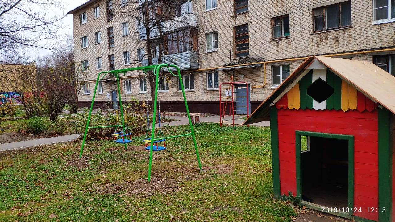 Что делать, если на детской площадке выгуливают собак
 - вместе.ру