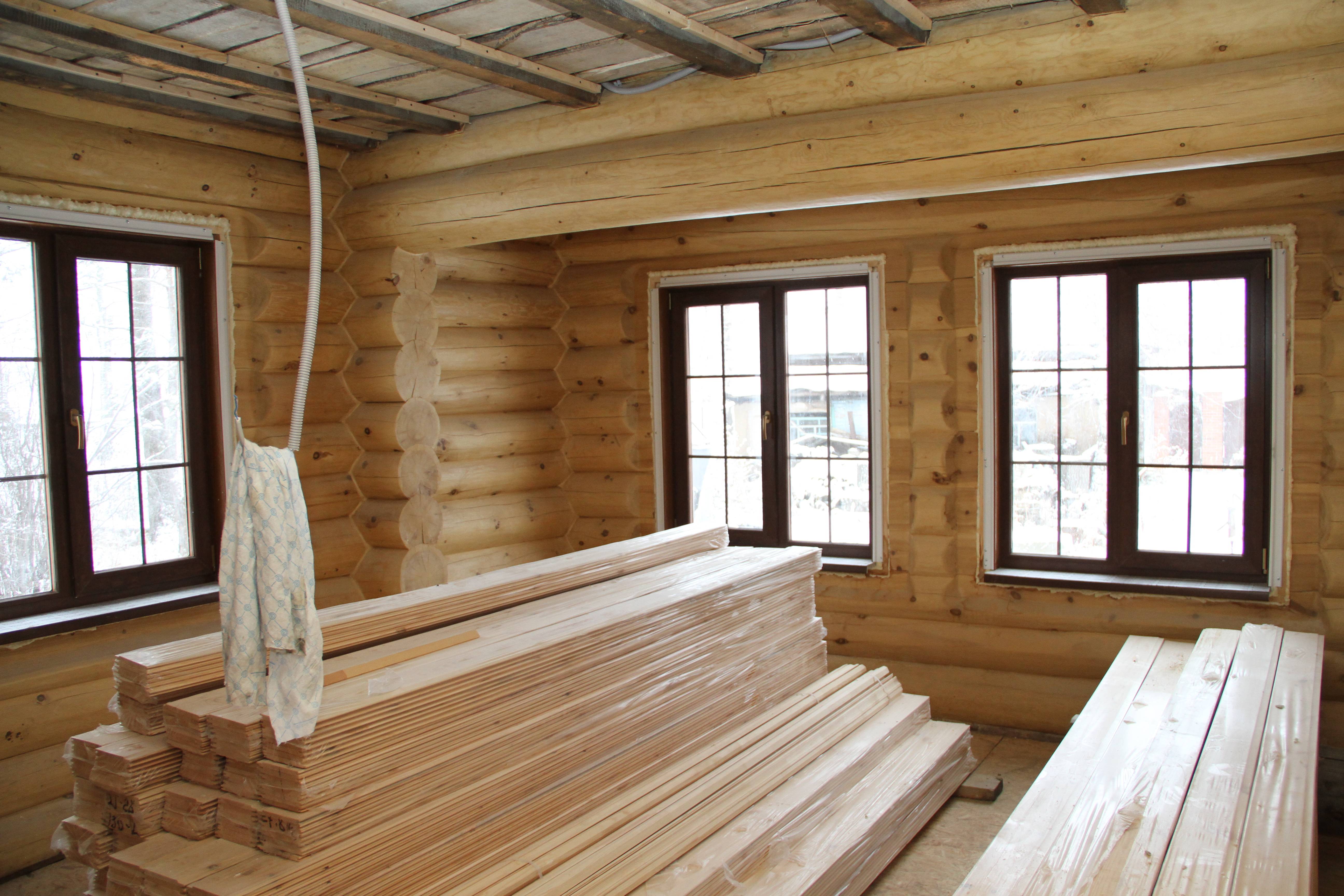 Отделка деревянного дома внутри: технологии, примеры, технические нюансы