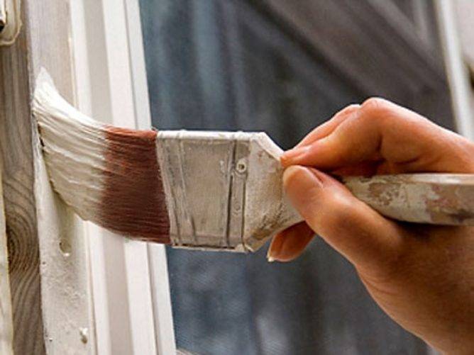 Покрасить деревянные окна
