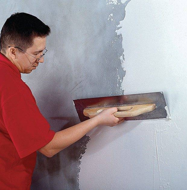 Шпаклевка стен по обои и под покраску, руководство о том как правильно шпаклевать стены
