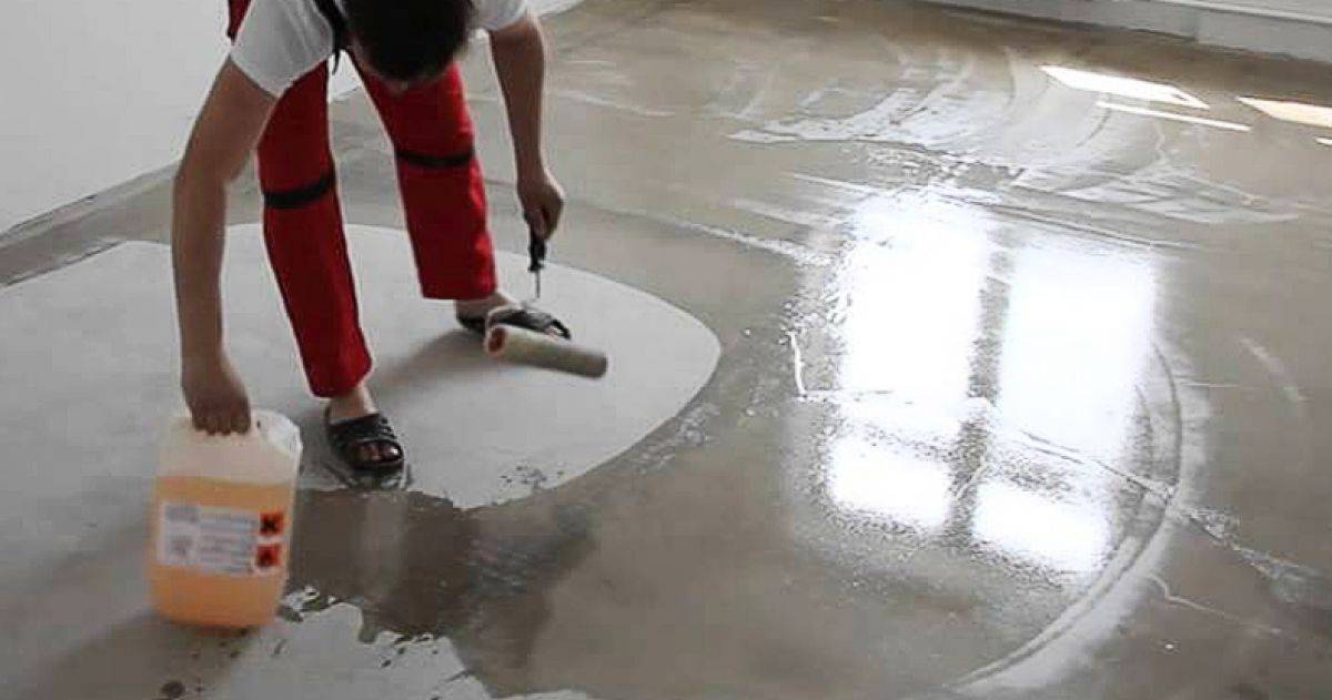 Обеспыливание бетонного пола: антипыль, пропитка и грунтовка своими руками – бетонпедия