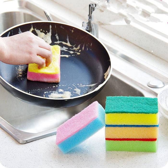 Почему губки для мытья посуды делают разных цветов?